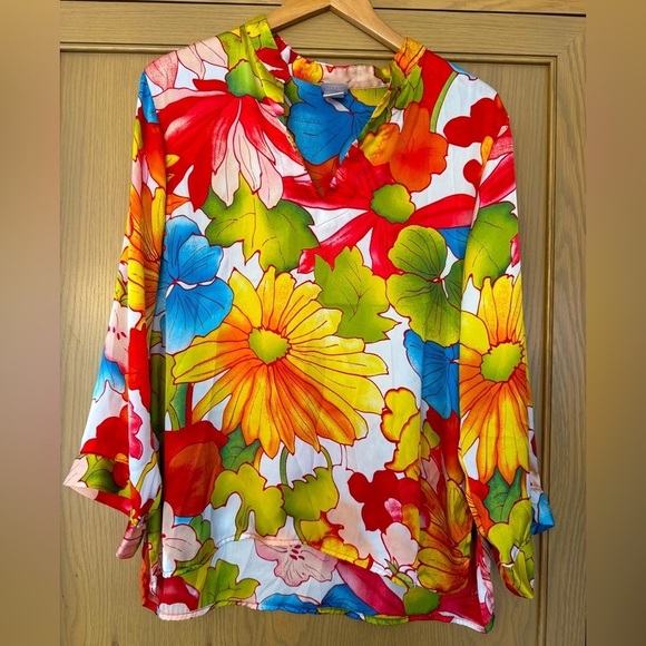 Natori Vibrant Abstract Floral Pullover V-Neckline Top / large - Picture 1 of 13